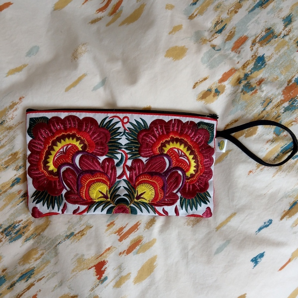 Embroidered Clutch/Wristlet